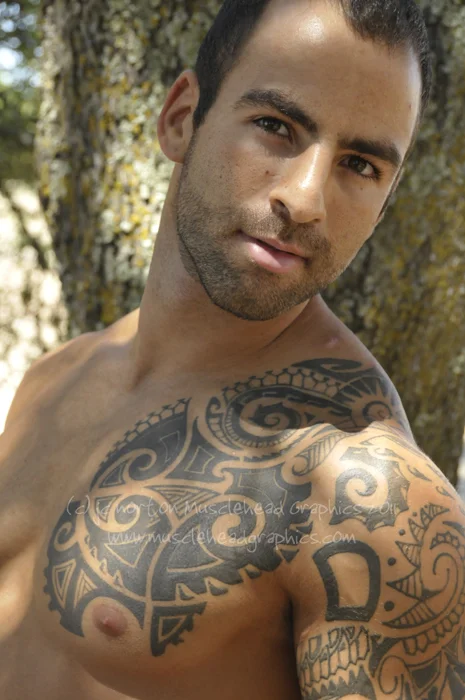 Head Shot #06.JPG