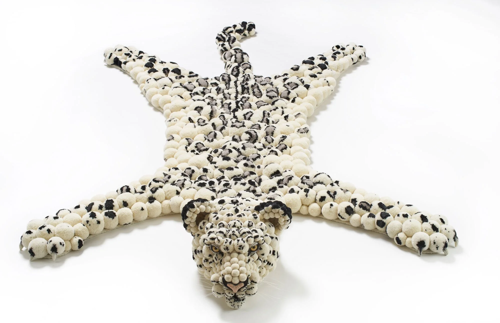 Pompon Snow Leopard 