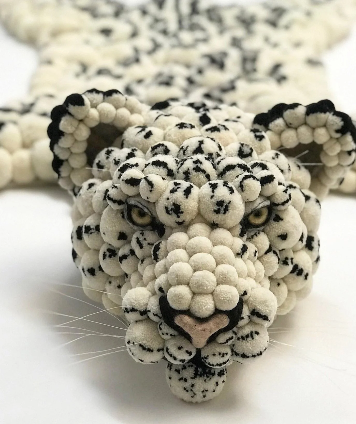 Pompon Snow Leopard head