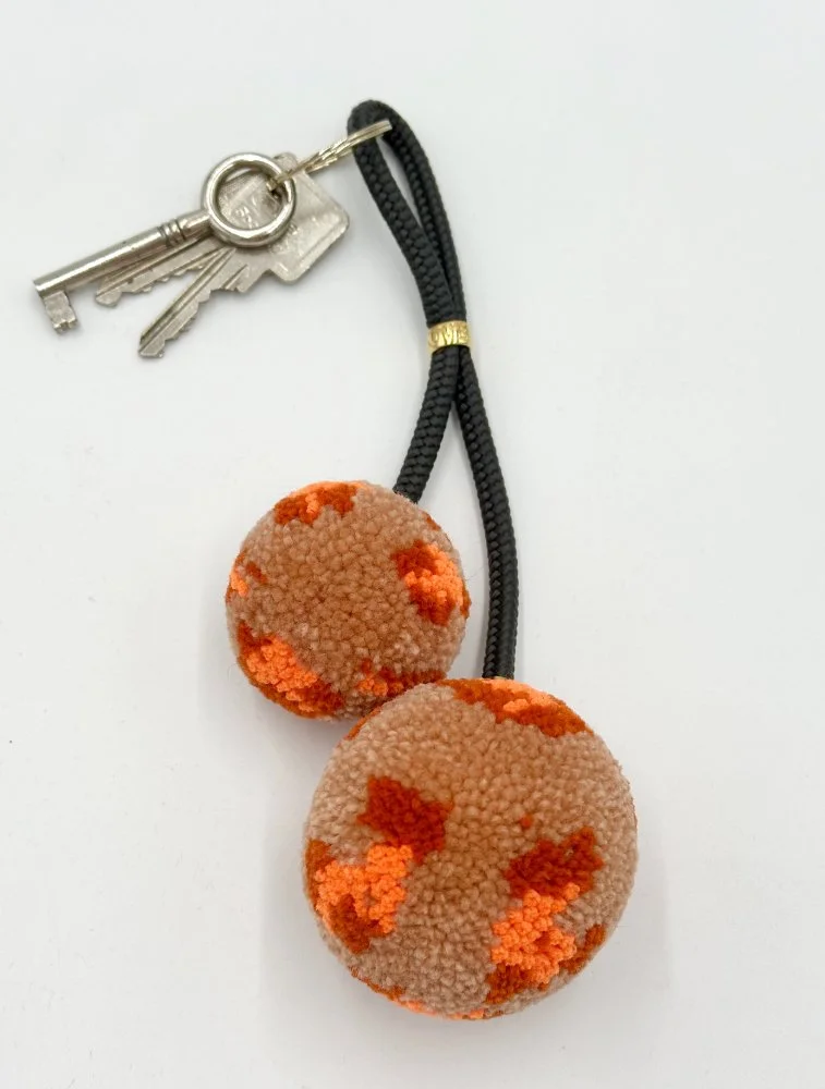 2Leo G-peachfuzz.jpg