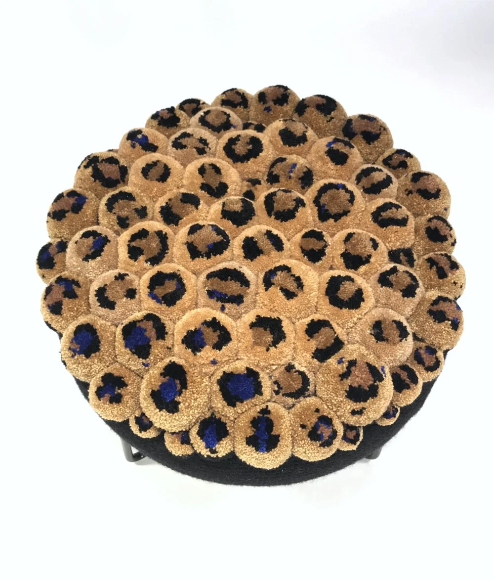 leo stool2topshot.jpg