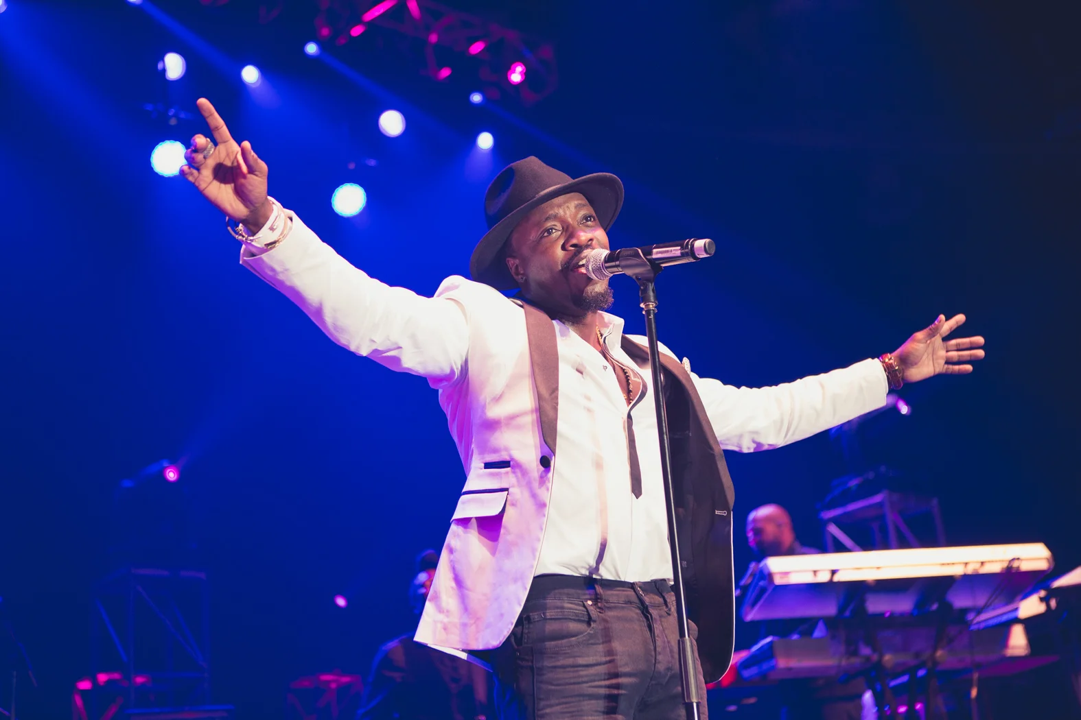 Anthony_Hamilton_South_Africa_by_LaVan_Anderson-11.jpg