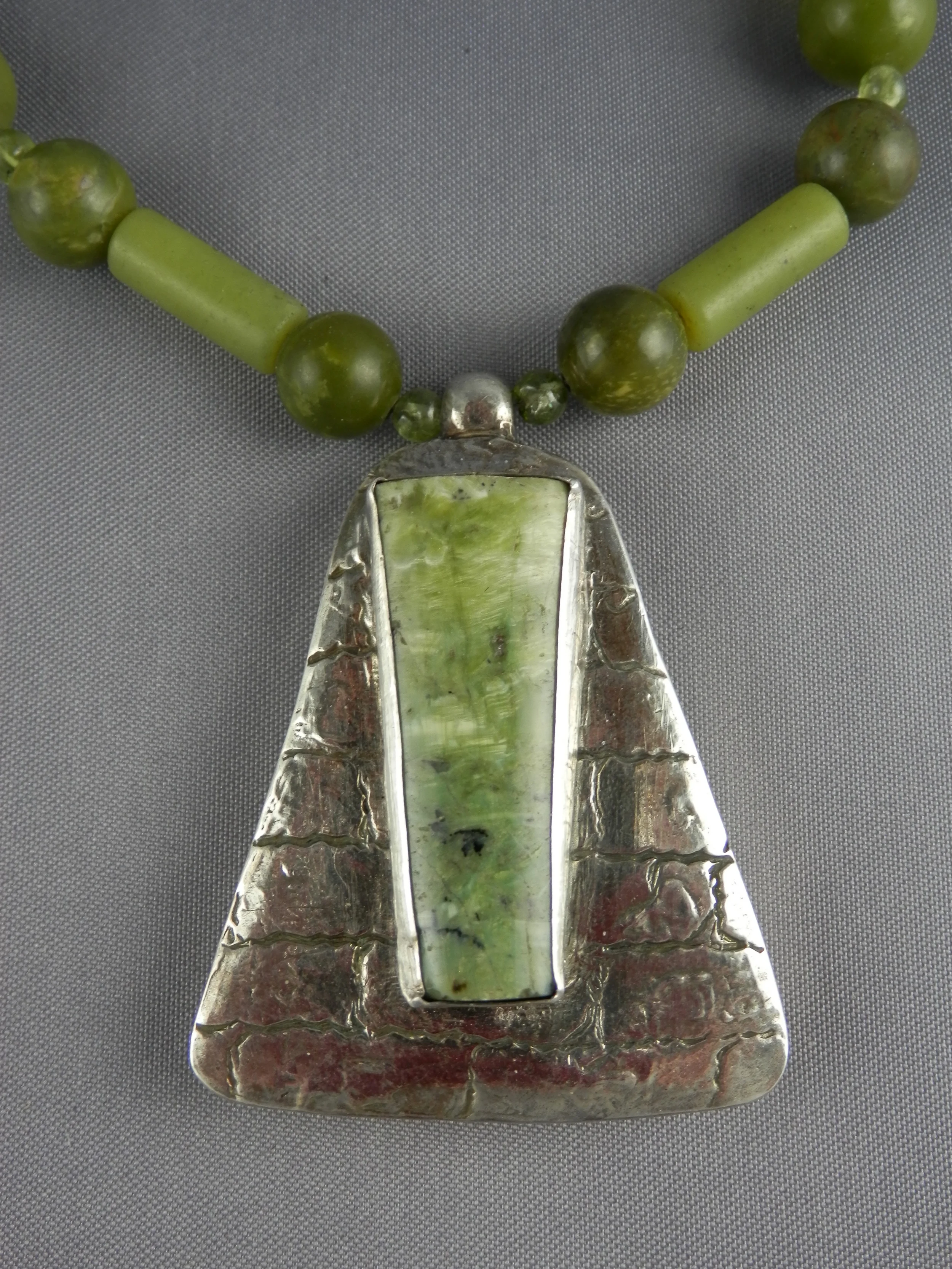 fine silver, Peruvian opal and serpentine