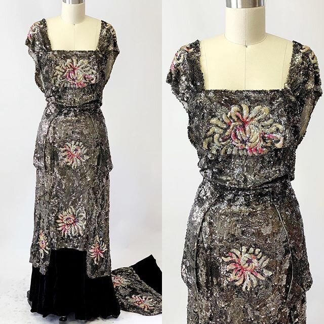 I almost fell over when I opened this box.  This dress is is such a rare stunner, I have never seen anything like it.  1910 French gunmetal gelatin sequins with flowers,  to die for!  #antiquedress #rarefind #sequindress #vintageshopping #titanicera 