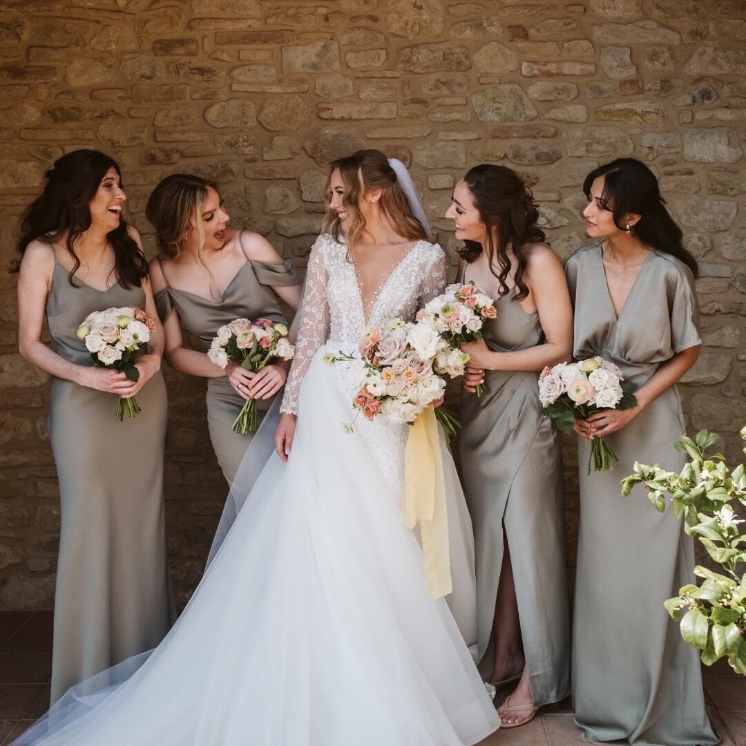 Let&rsquo;s be wrapped in laughter and petals, while sharing the sweetest moments of sisterhood 🌸🌸🌸
⠀⠀⠀⠀⠀⠀⠀⠀⠀
Here&rsquo;s to the moments of true friendship, laughter and love amongst girlfriends on your special day 💕
⠀⠀⠀⠀⠀⠀⠀⠀⠀
@cgeventdesigner
@