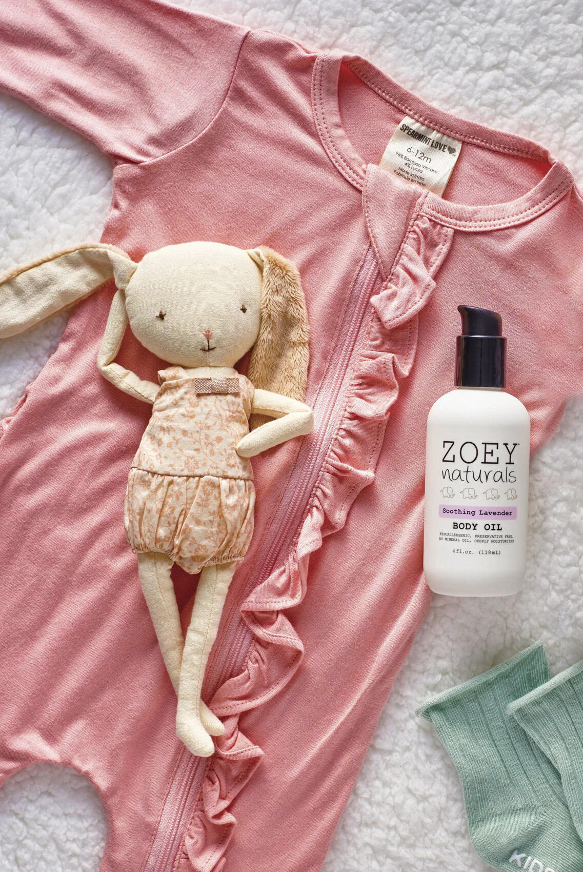 Zoey October2019 FlatLay1065.jpg