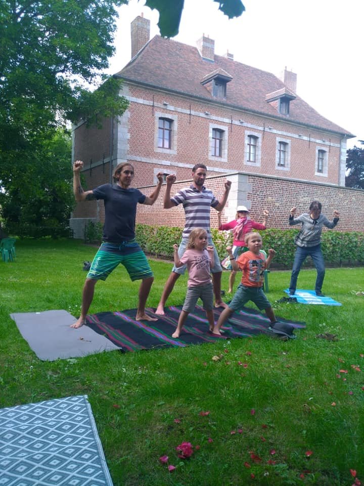 YogaEnfants2.jpeg