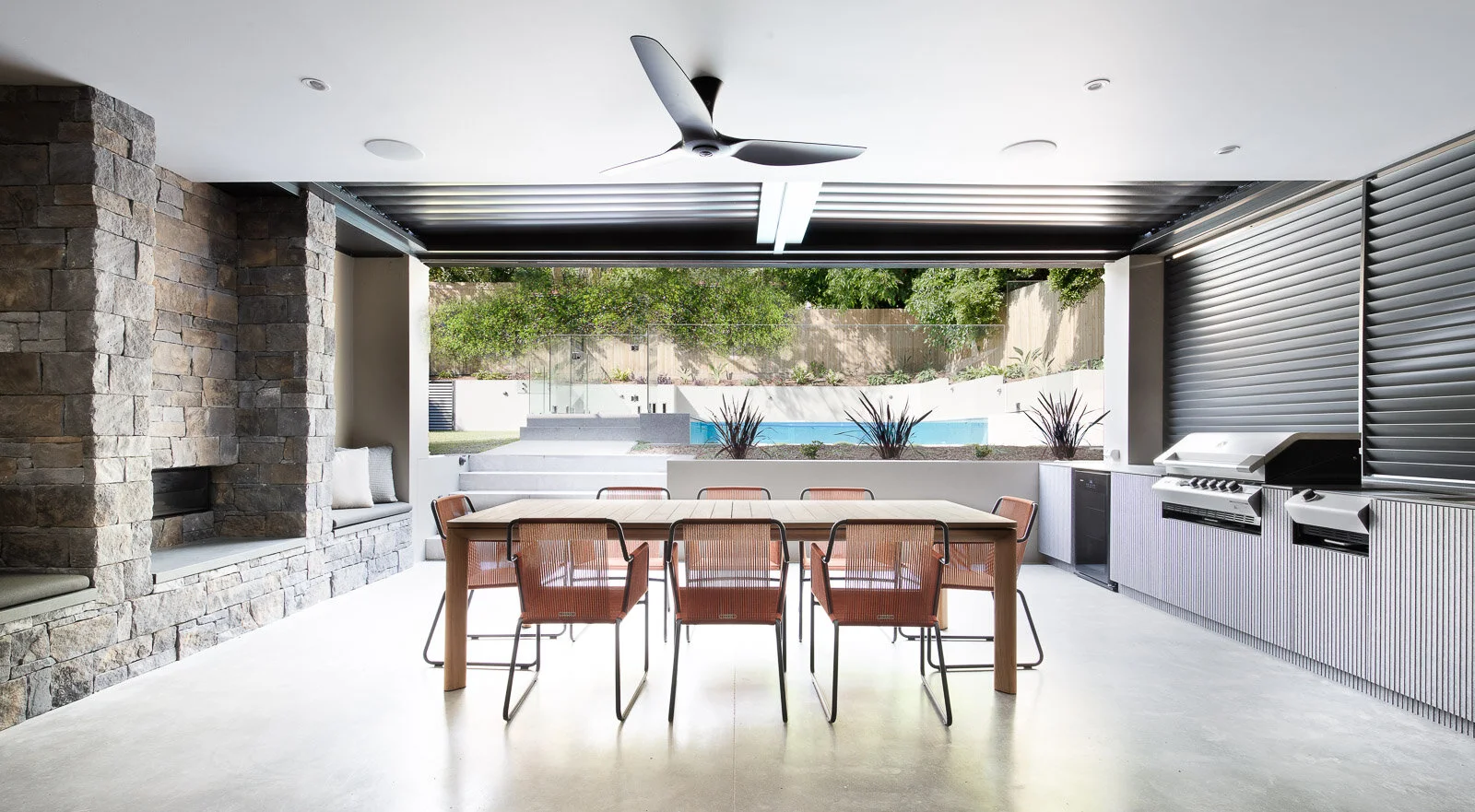 3 Garrick Ave - 500kb-6.jpg