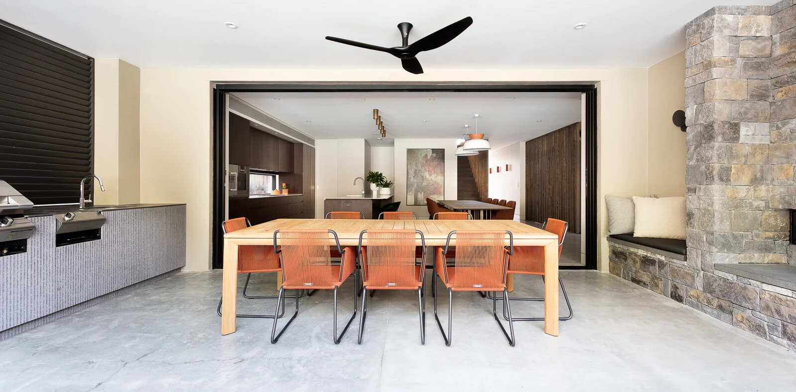 3 Garrick Ave - 500kb-7.jpg
