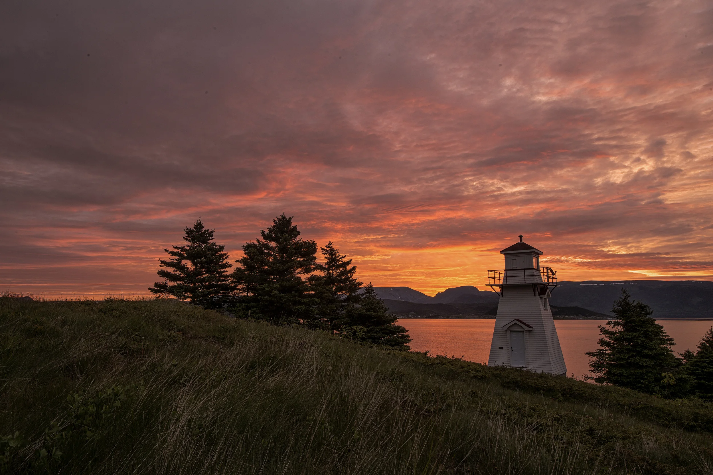 woody+point+sunrise+FB.jpg