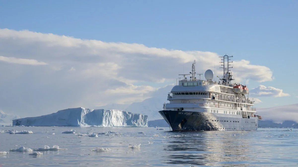 The Best Seasickness Remedies for crossing the Drake Passage