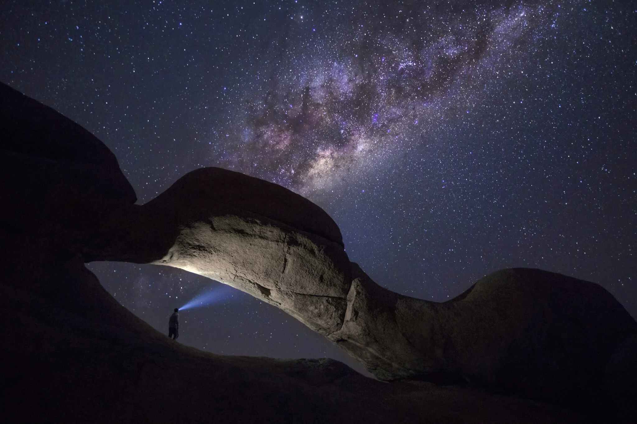 Spitzkoppe milky way at new moon.jpg