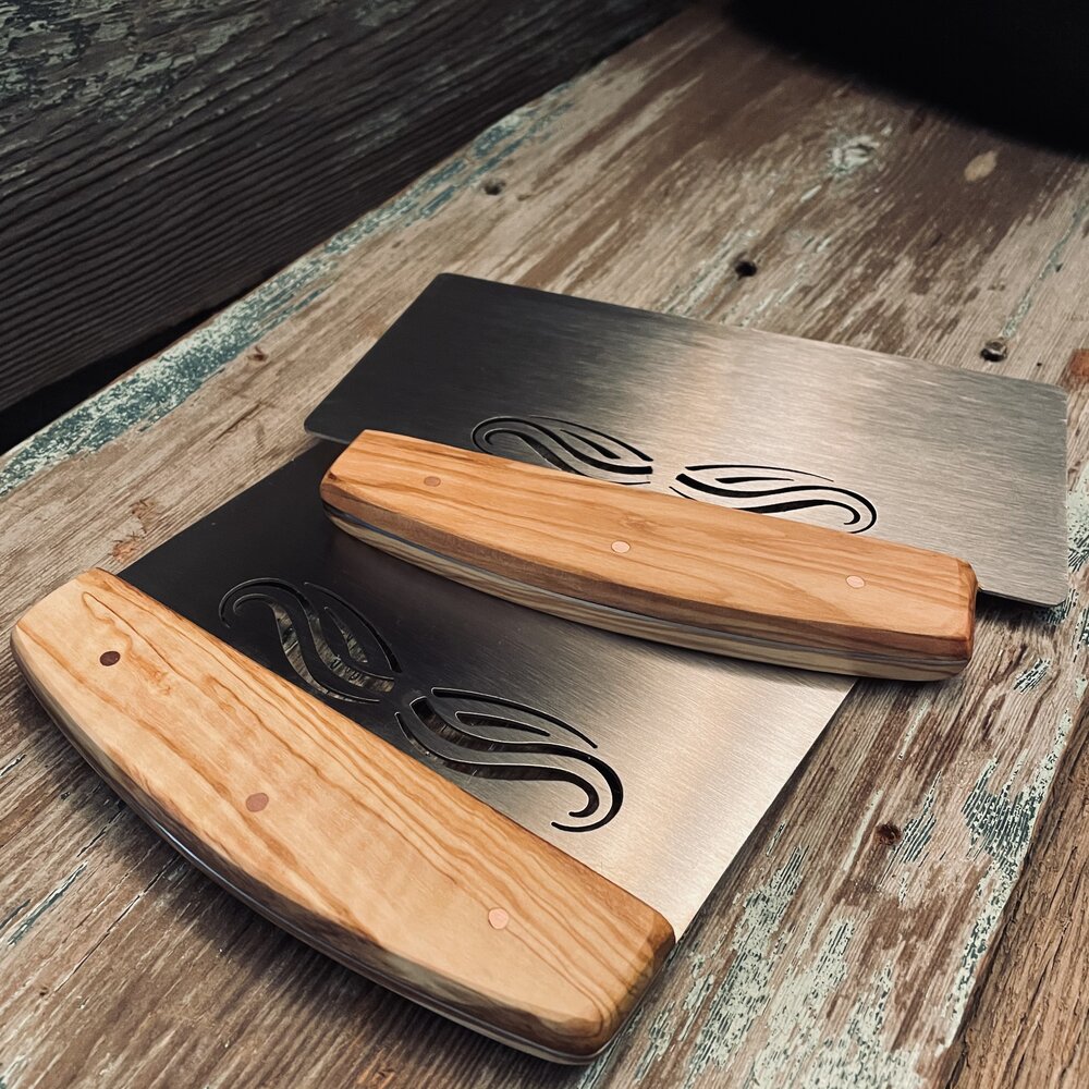 Olivewood Bench Knife — DogHouse Forge