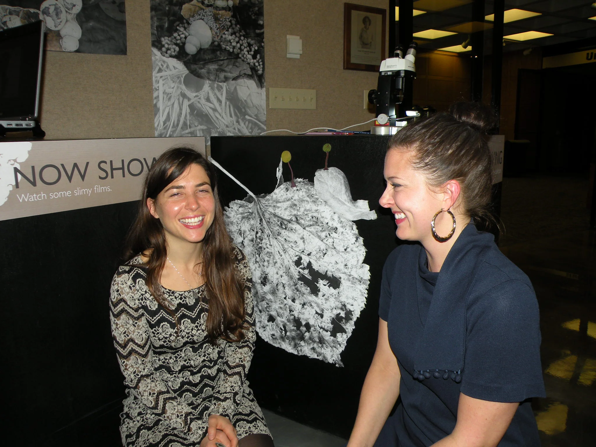 Laura and I giggled a lot about slime mold. (Disclaimer: Laura once told me she's not a huge fan of calling it "slime mold" --she prefers "myxomycetes.")