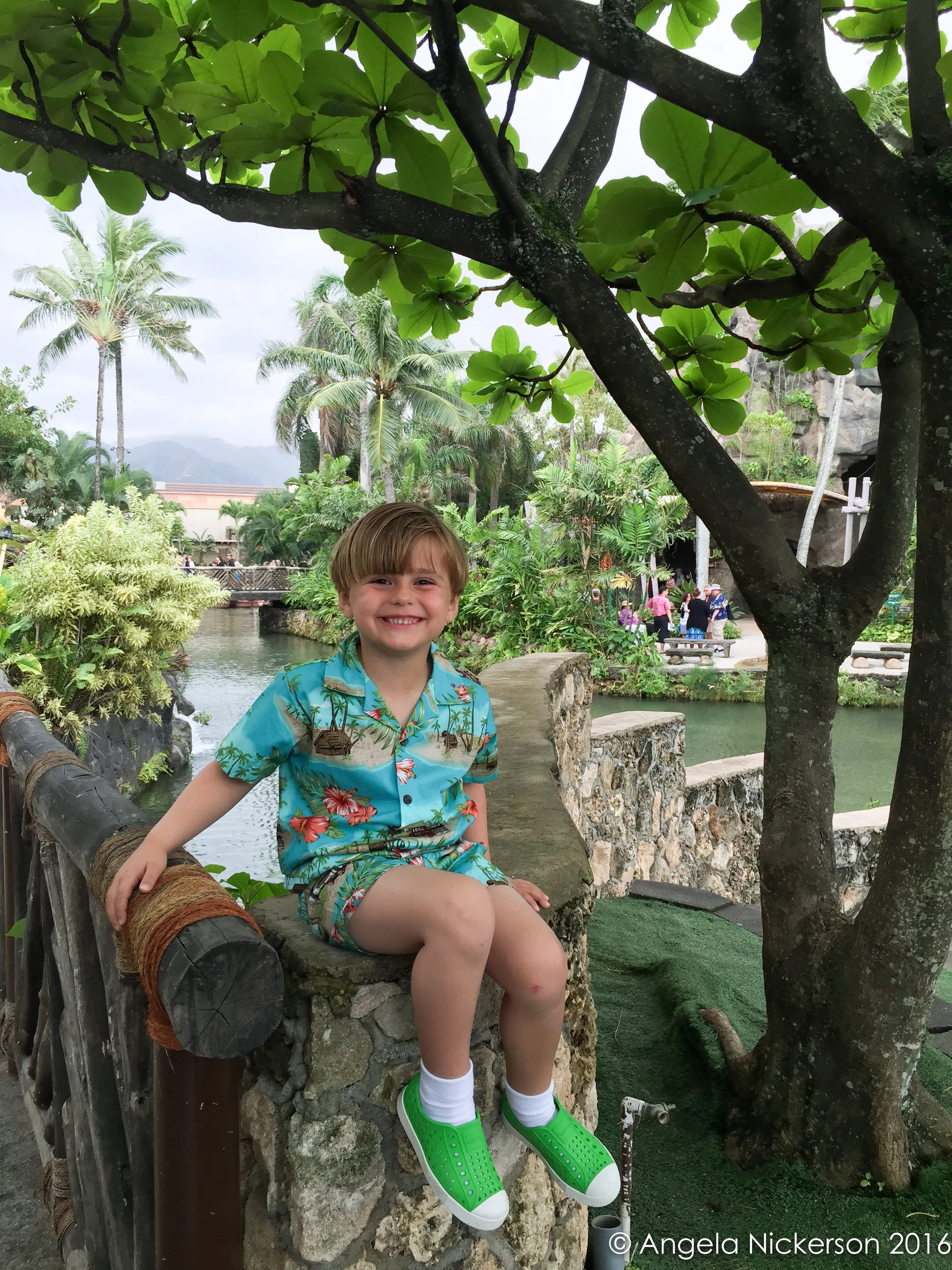 hawaiian shirt and shorts set from Growing Keiki