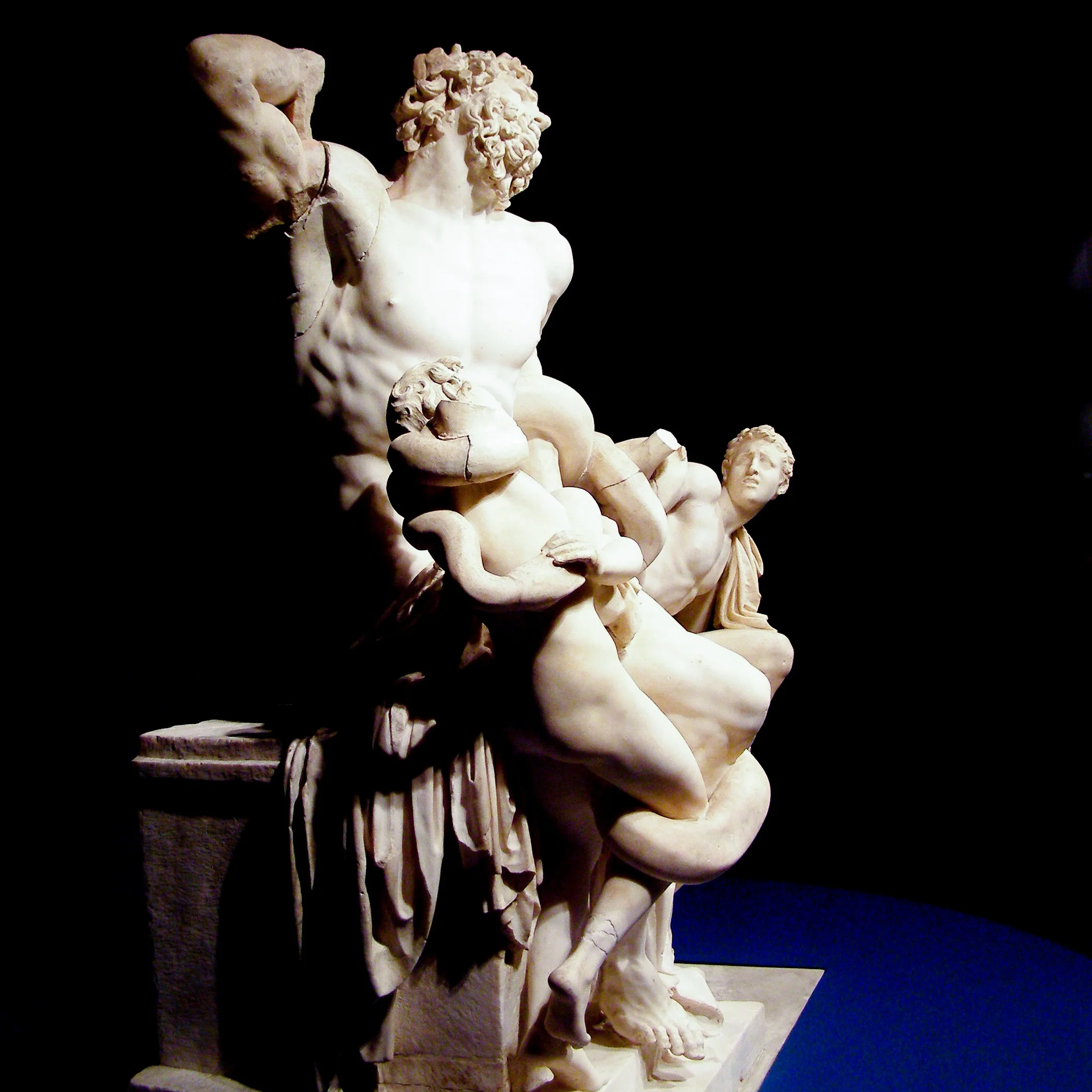laocoon side a.jpg