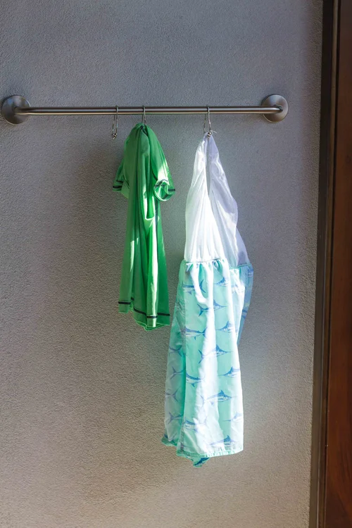 Travel Tip Easy Solution For Drying Swimming Suits Pining For Rome