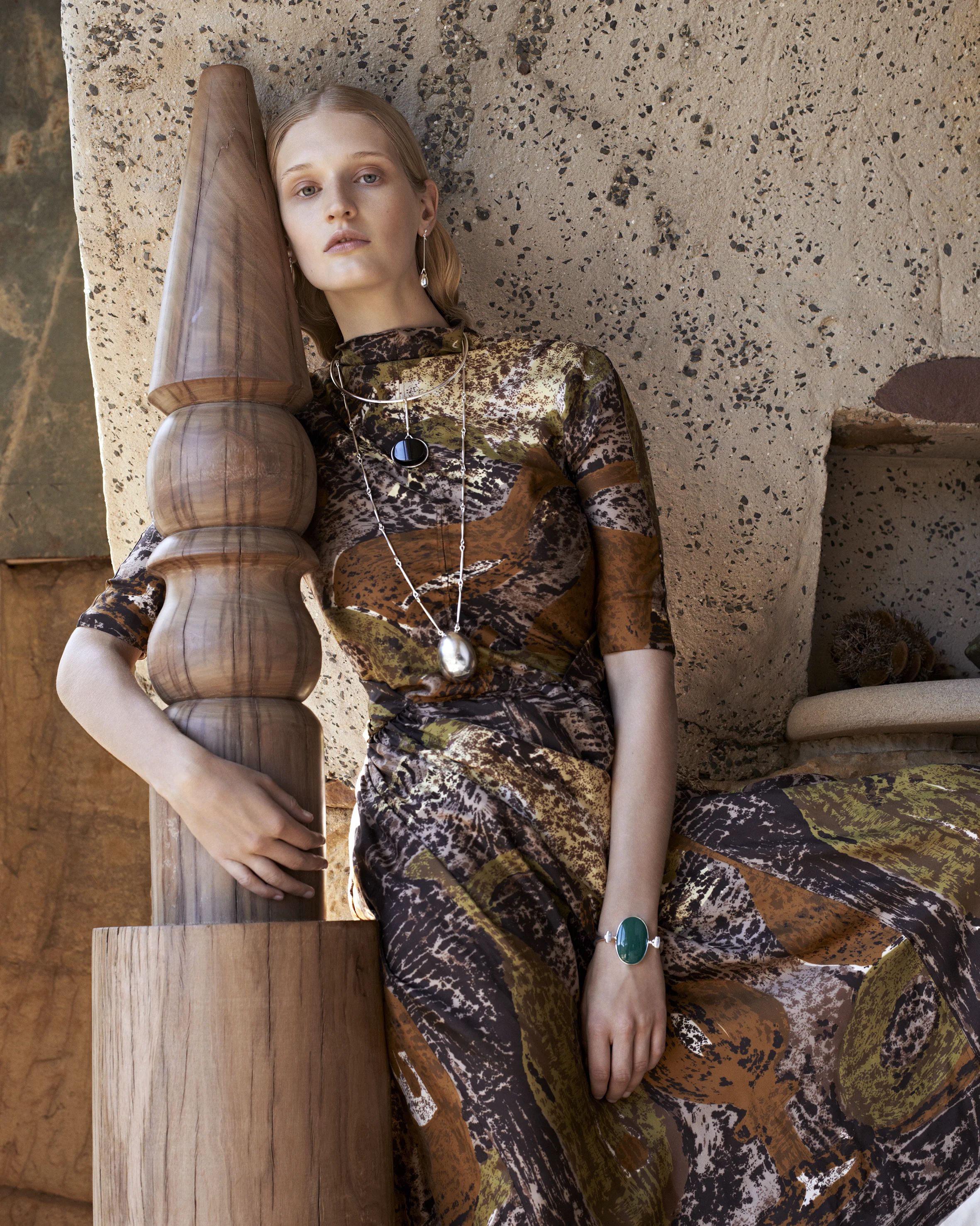 170913_HARPERSBAZAAR_HWard_05_0146.jpg