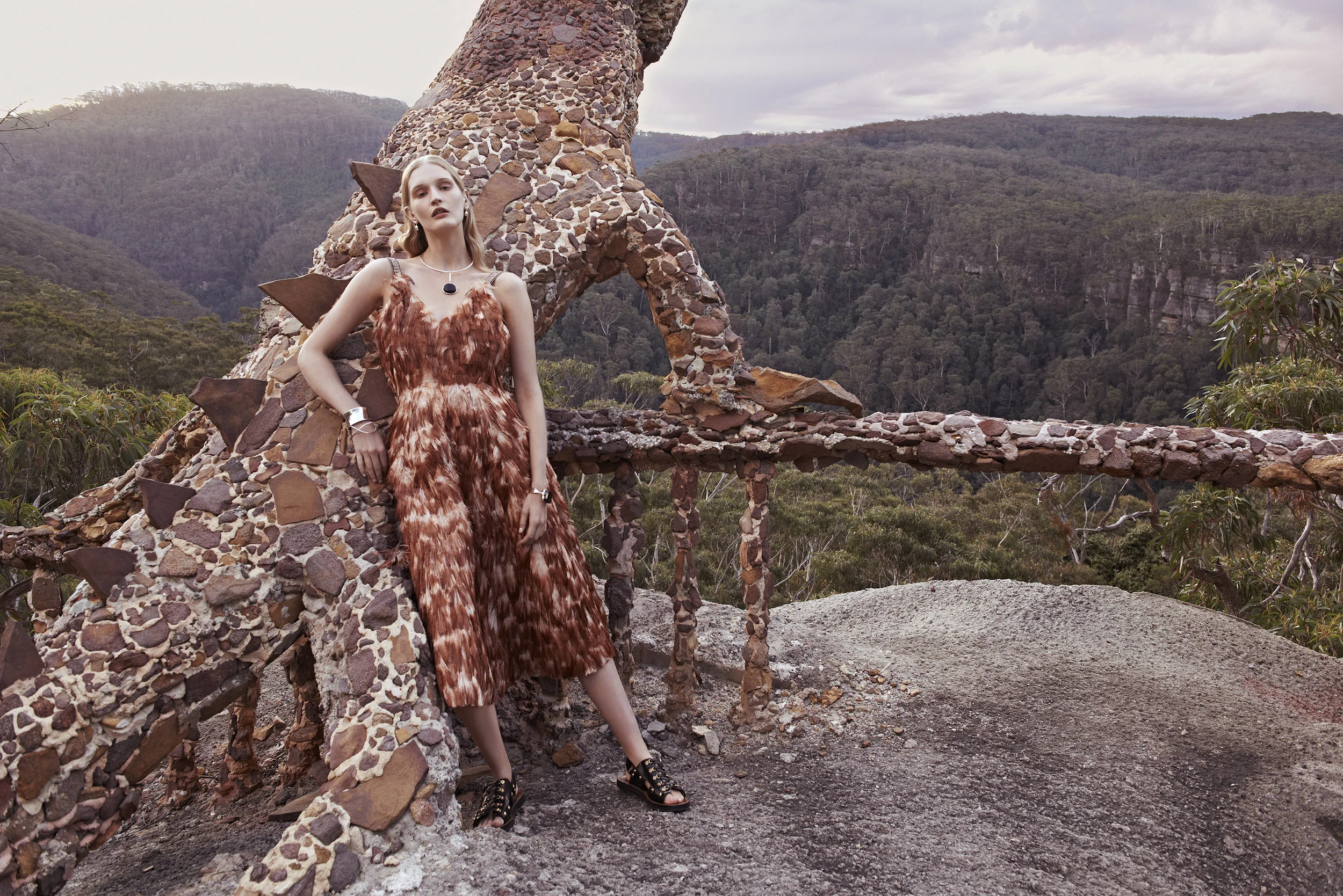 170913_HARPERSBAZAAR_HWard_013_1332.jpg