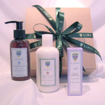 Hydrating products to give your body, face and hands/feet the attention they deserve. Whether you are taking care of your own skin, supporting a friend or loved one, or celebrating for a survivor, the Lindi Vital Hydration Pack is just right
