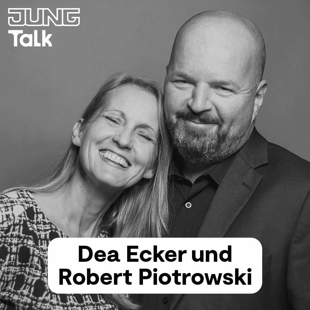 78.01JLA-Talk-E005-Dea_Ecker-Bob_Piotrowski-Insta SW.jpg