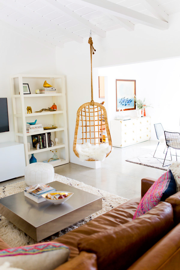 the_mora_house_living_room_march201401.jpg