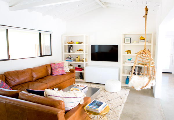 the_mora_house_living_room_march201408.jpg