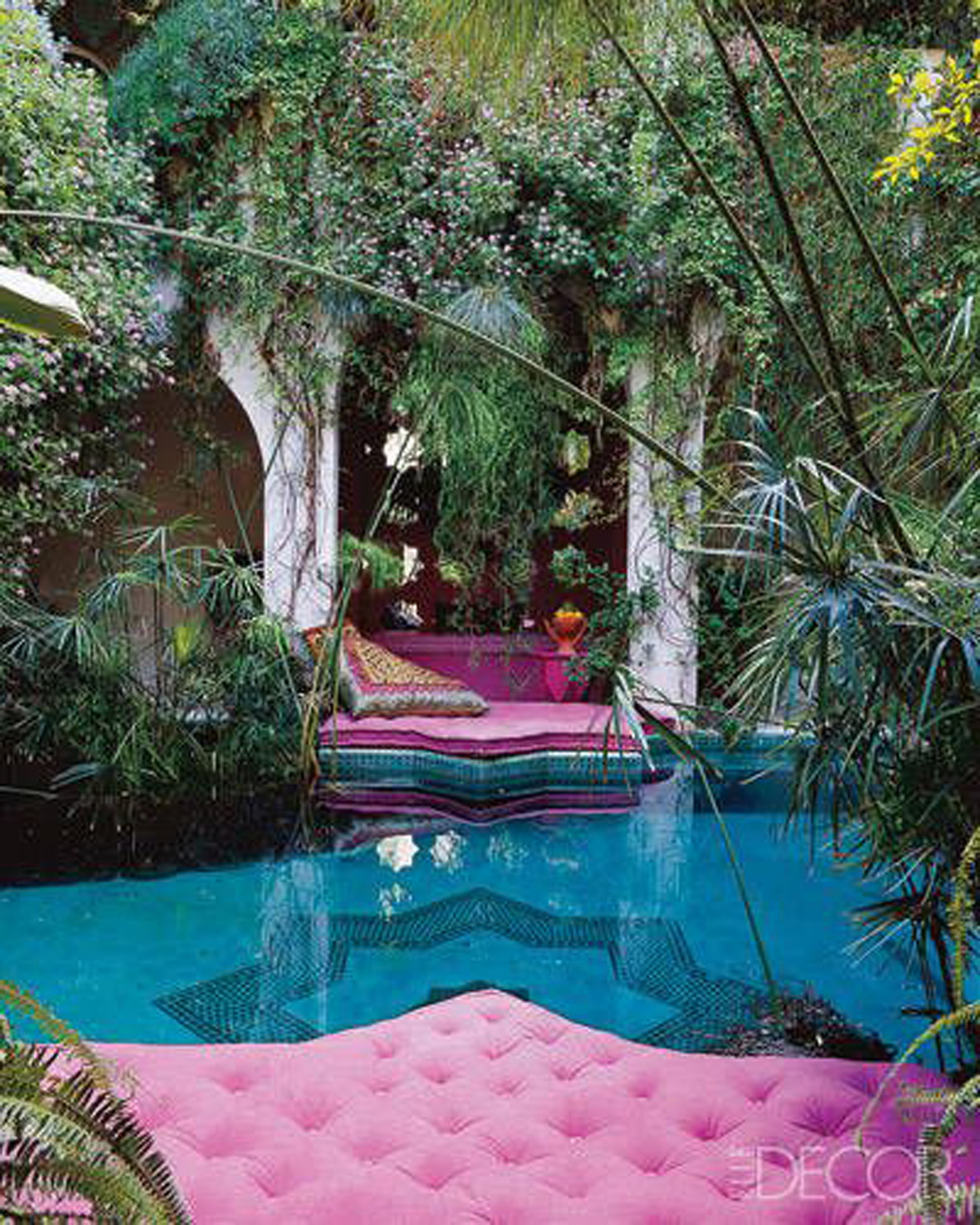 color.me.quirky. outdoor living & lounging