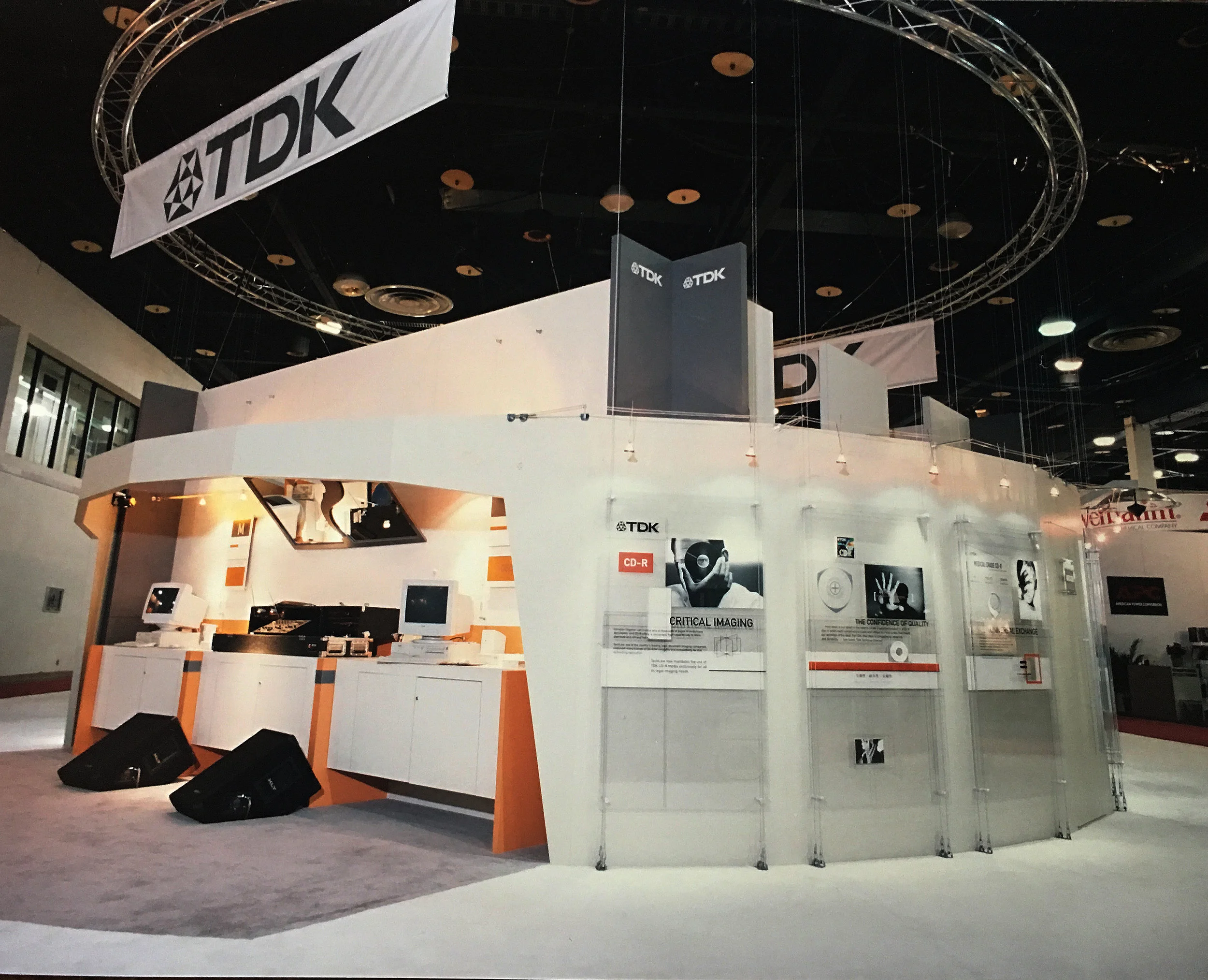 TDK_booth98_0004_Layer 1.jpg
