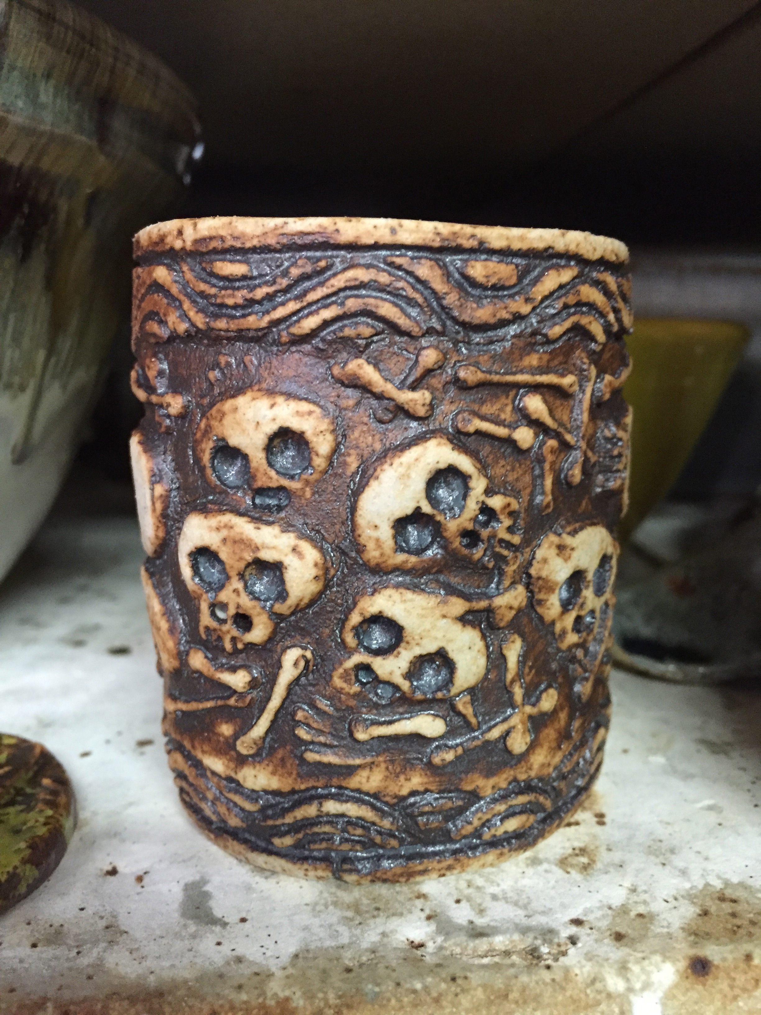 ceramic cylinder