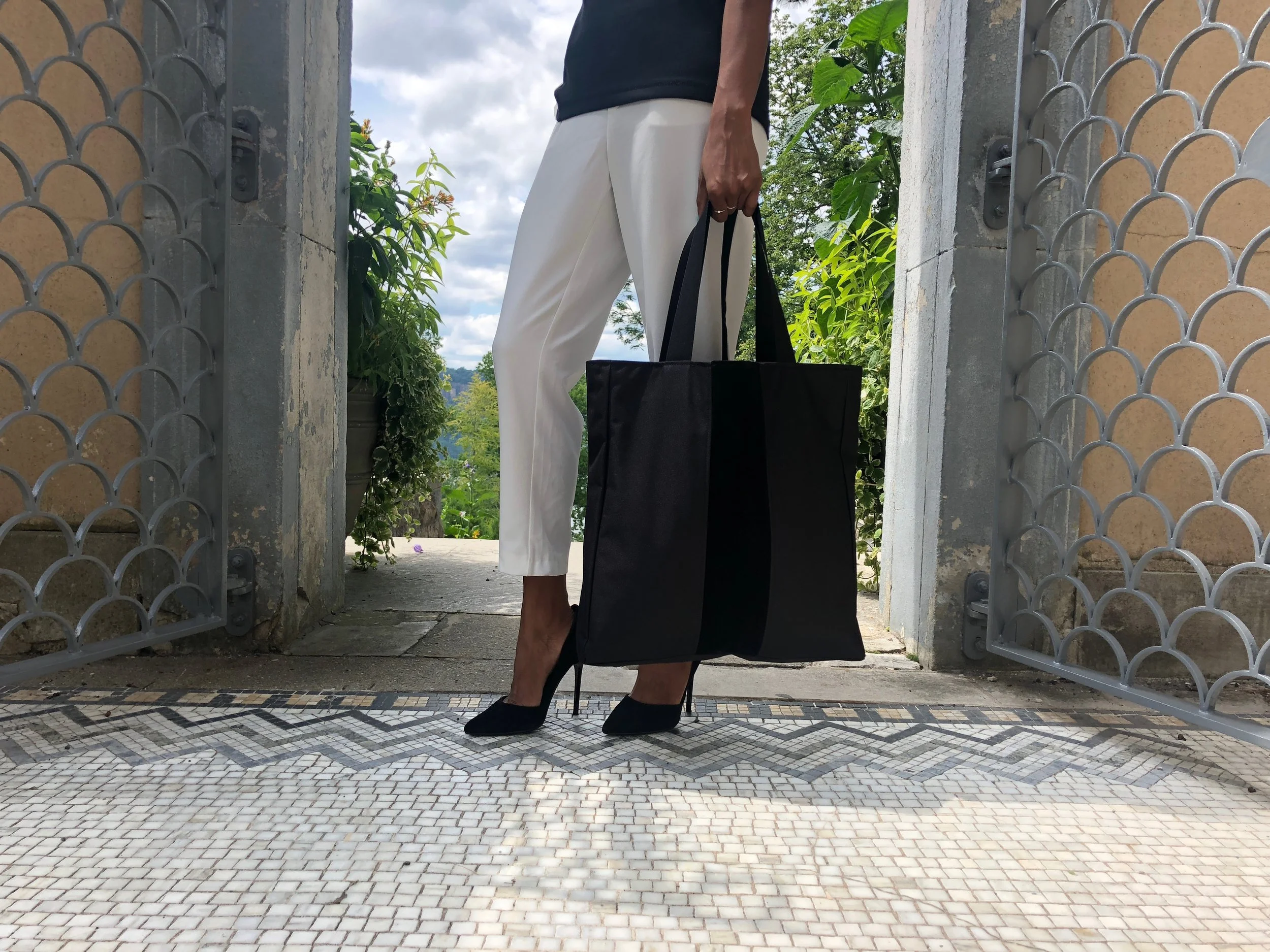 tote2_gallery04.jpg