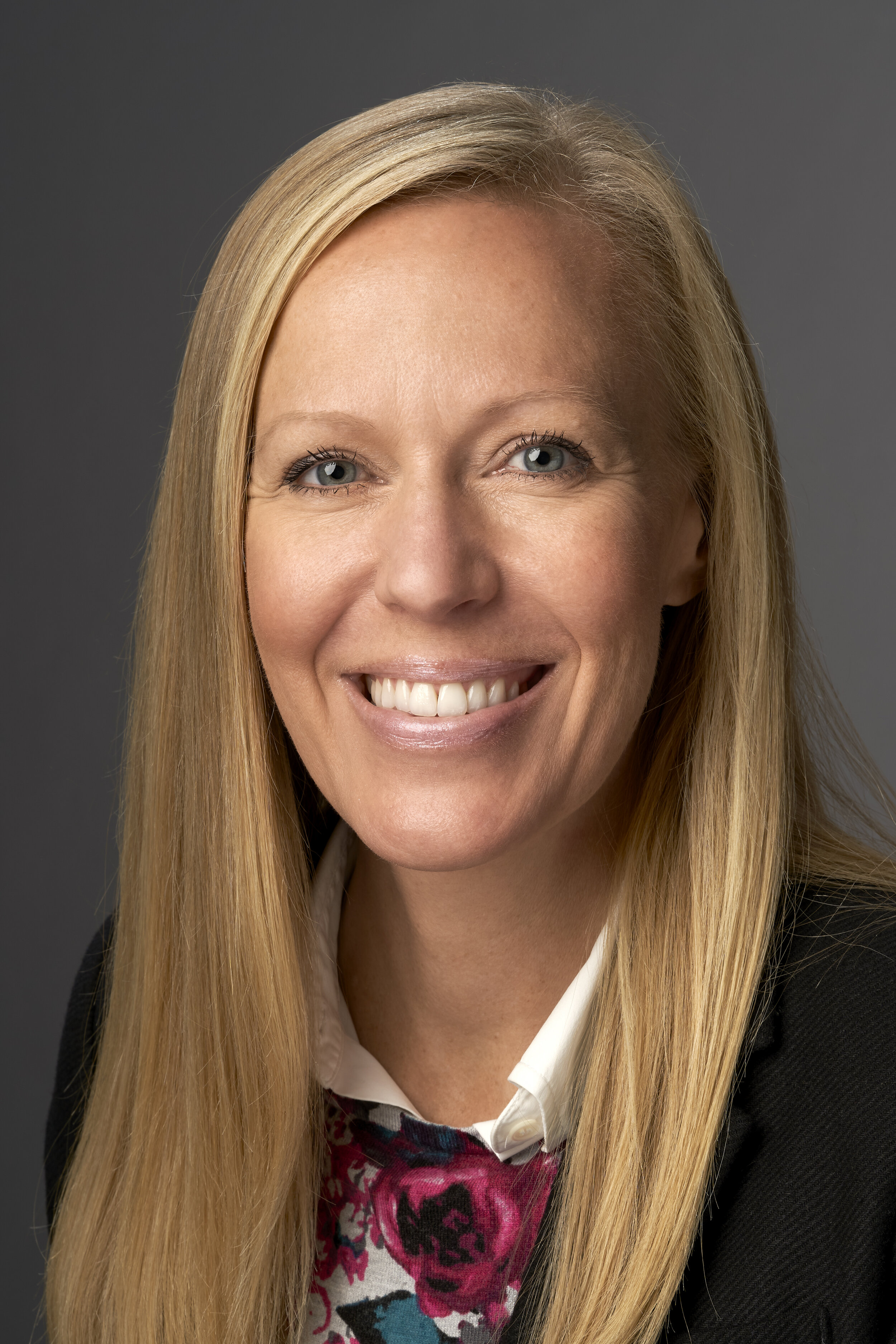 Kristin von Maur, Assistant Professor