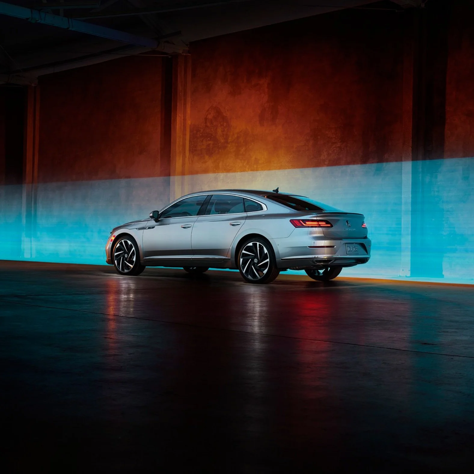 VW_ARTEON_SHOT_01_Rear_34_Talent.jpg