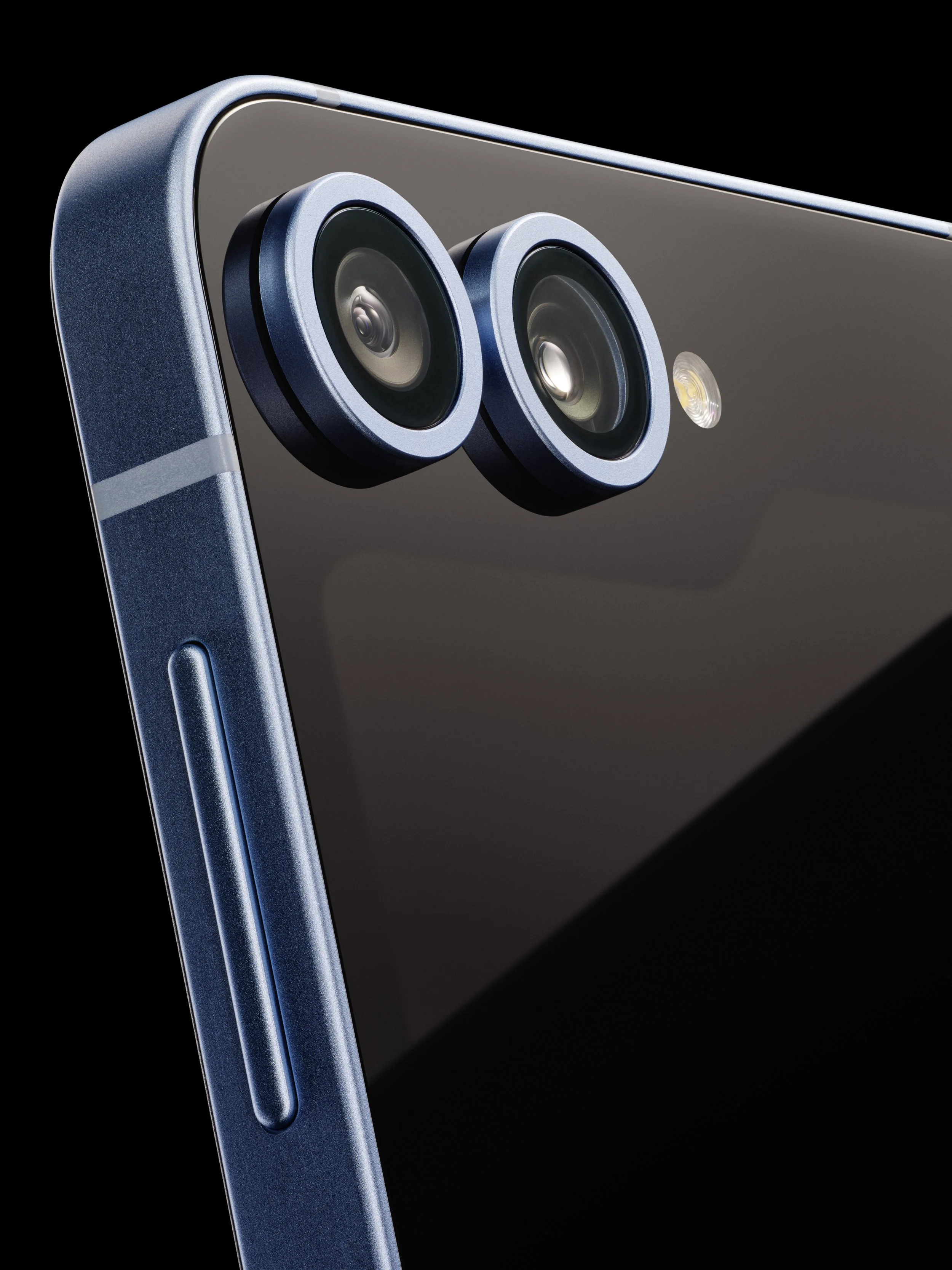 Samsung KV_ZFlip6_Detail2.jpg