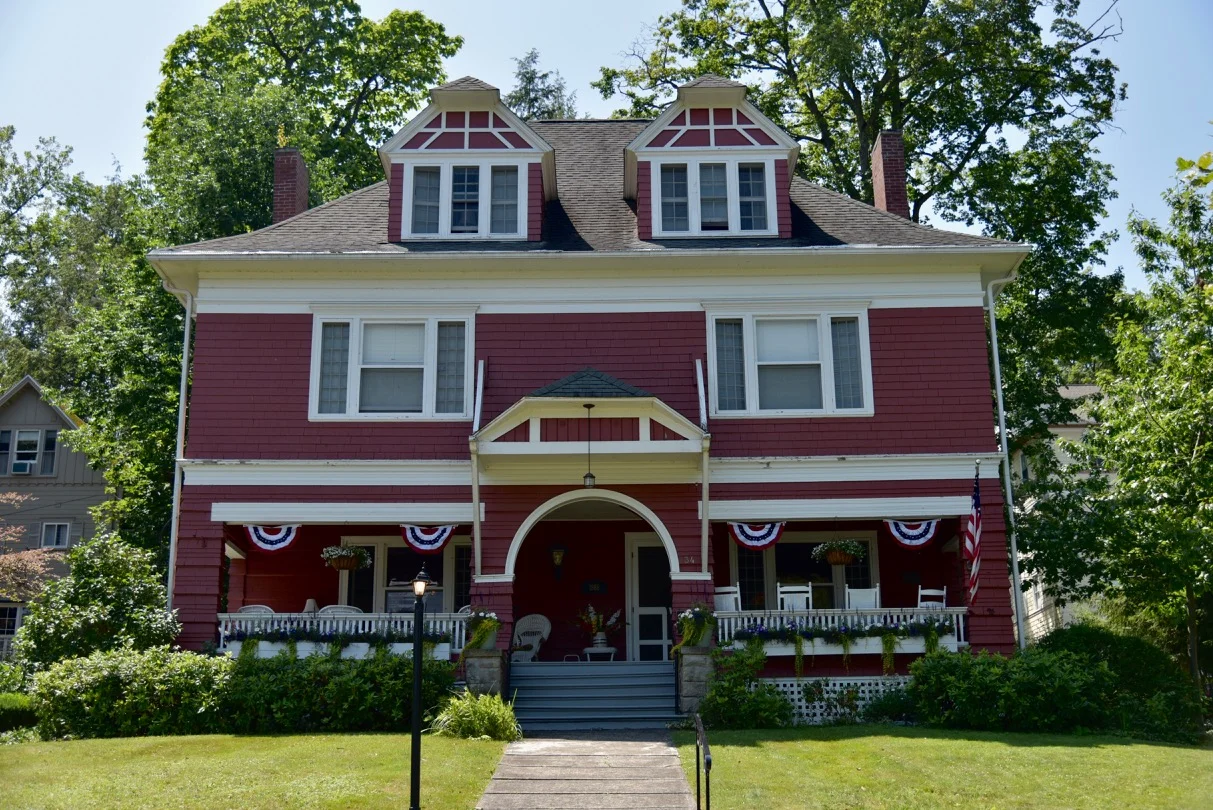 Quintessential homes and gardens