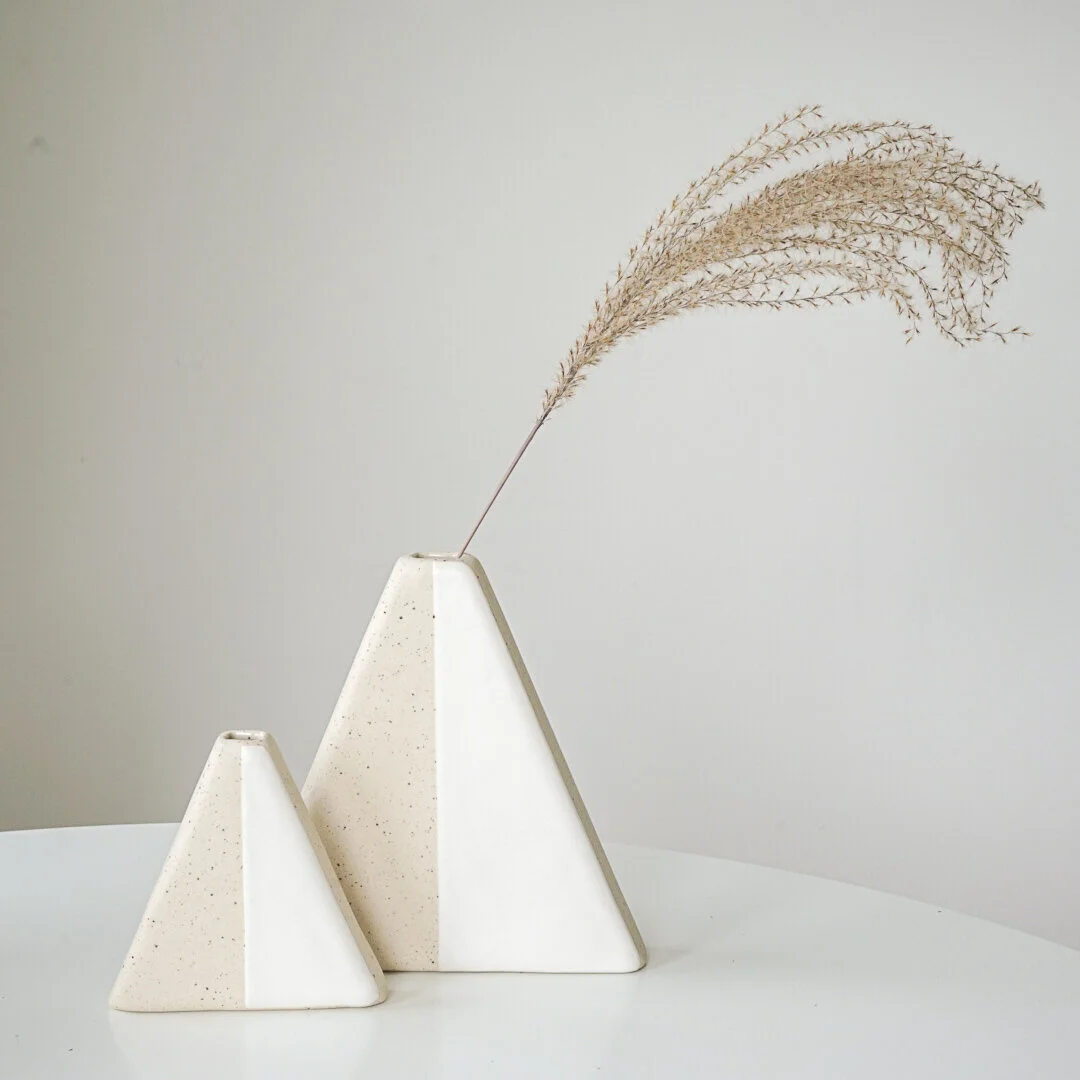 Triangle Vase Small - Sand Line