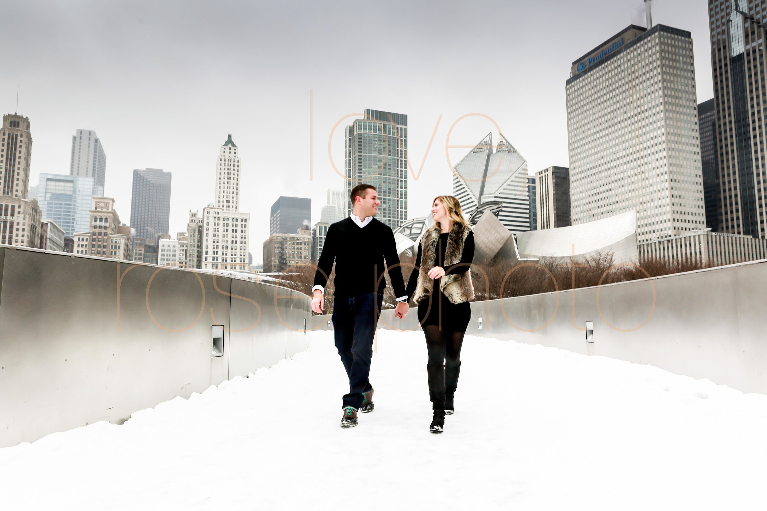 Rose Photo custom engagment shoot downtown chicago best wedding photographer-4.jpg