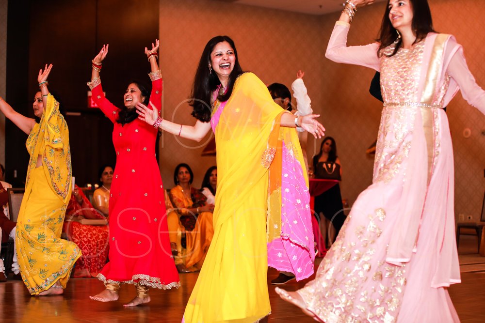 best chicago indian wedding photographer rose photo video collective-37.jpg