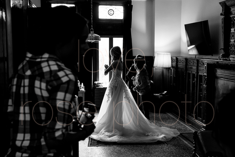 chicago wedding photographer luxe bride style rose photo social media share-15.jpg