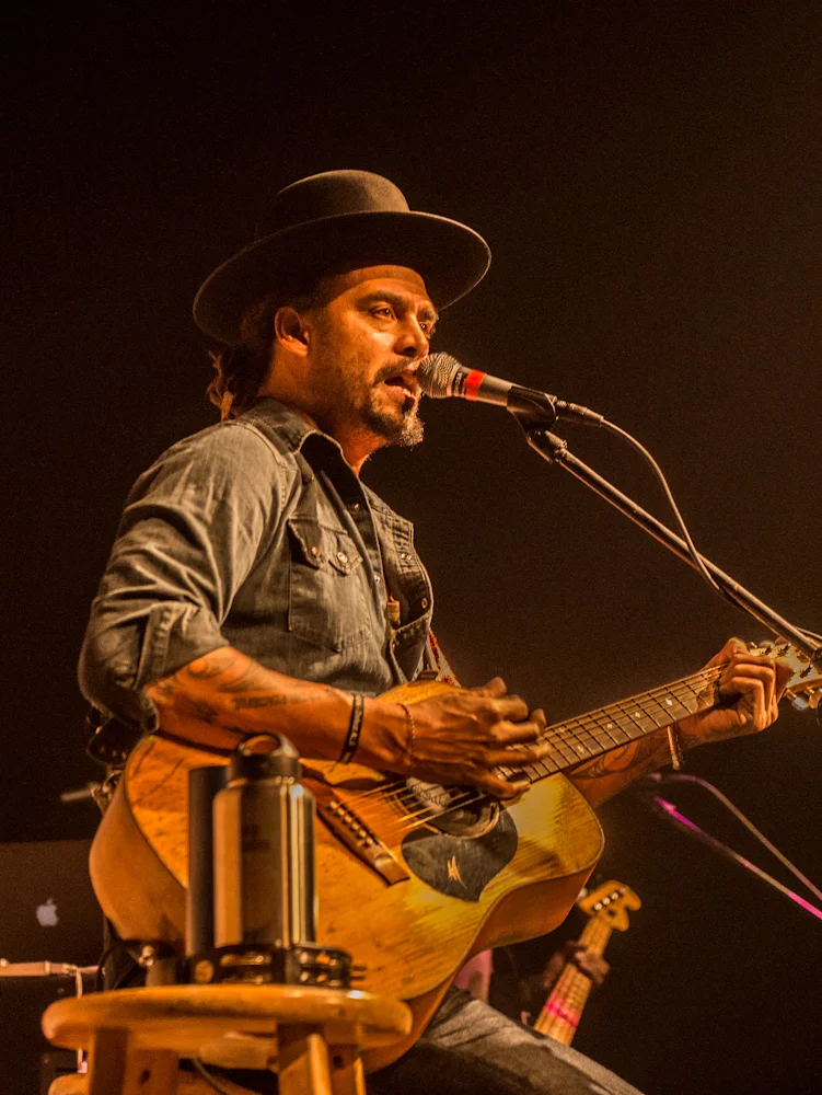 Michael Franti - Do It For the Love Foundation