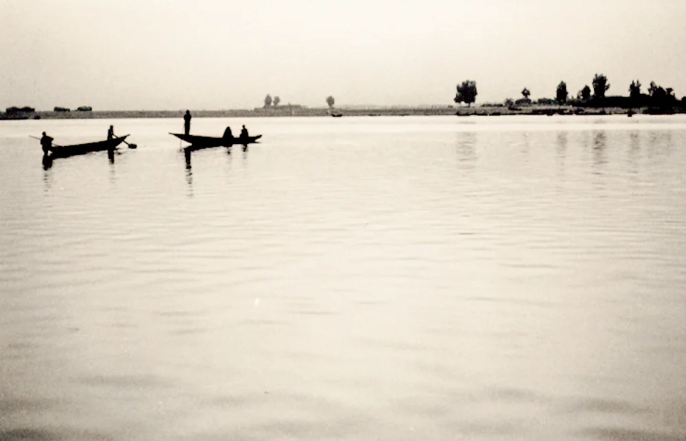 6 crossing the niger.jpg