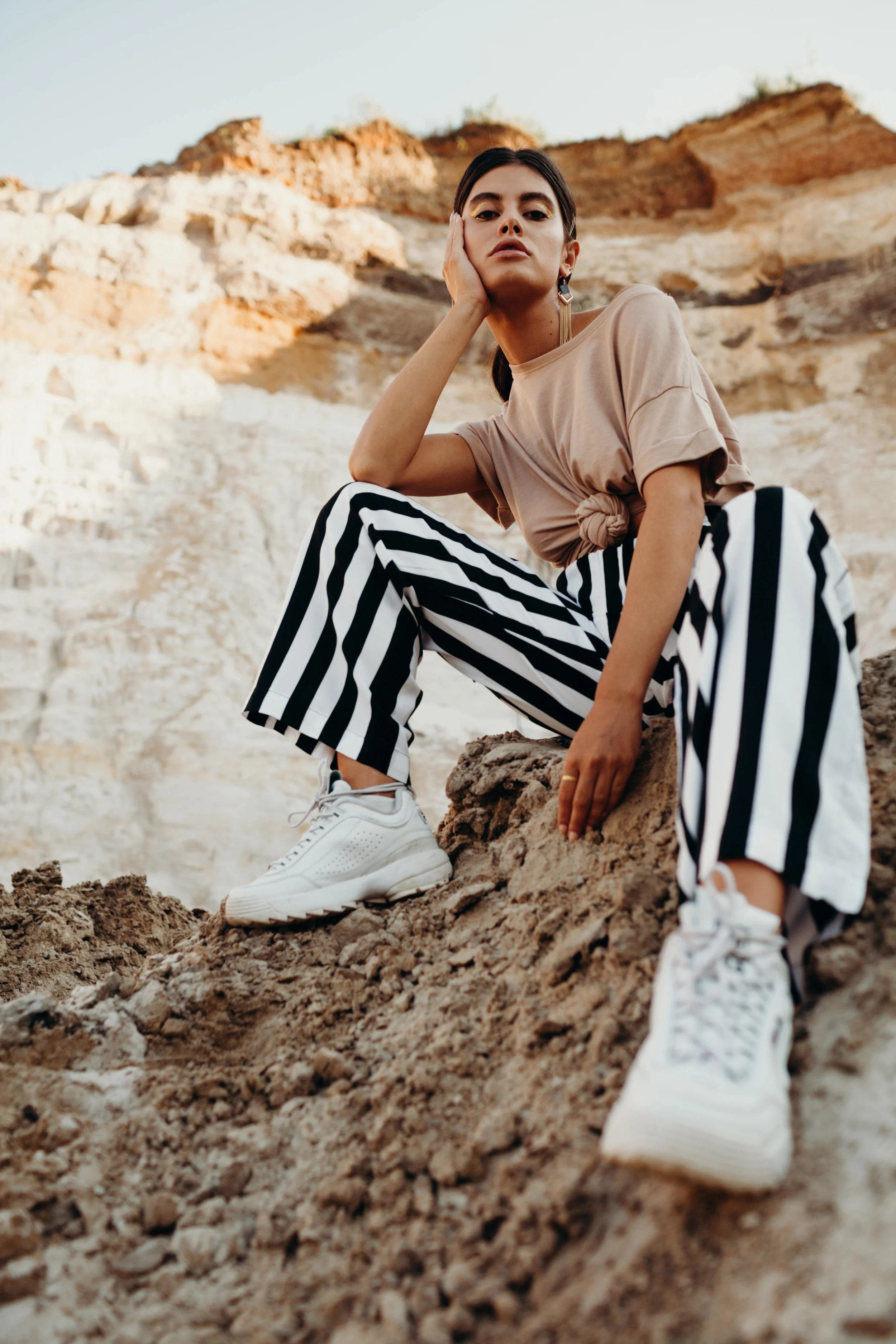 girl_stripy_trousers-4.jpg