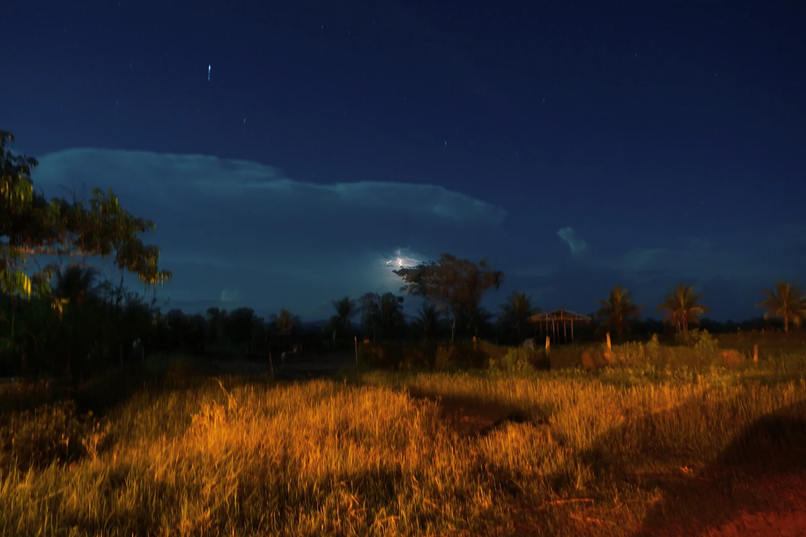 lightning.jpg