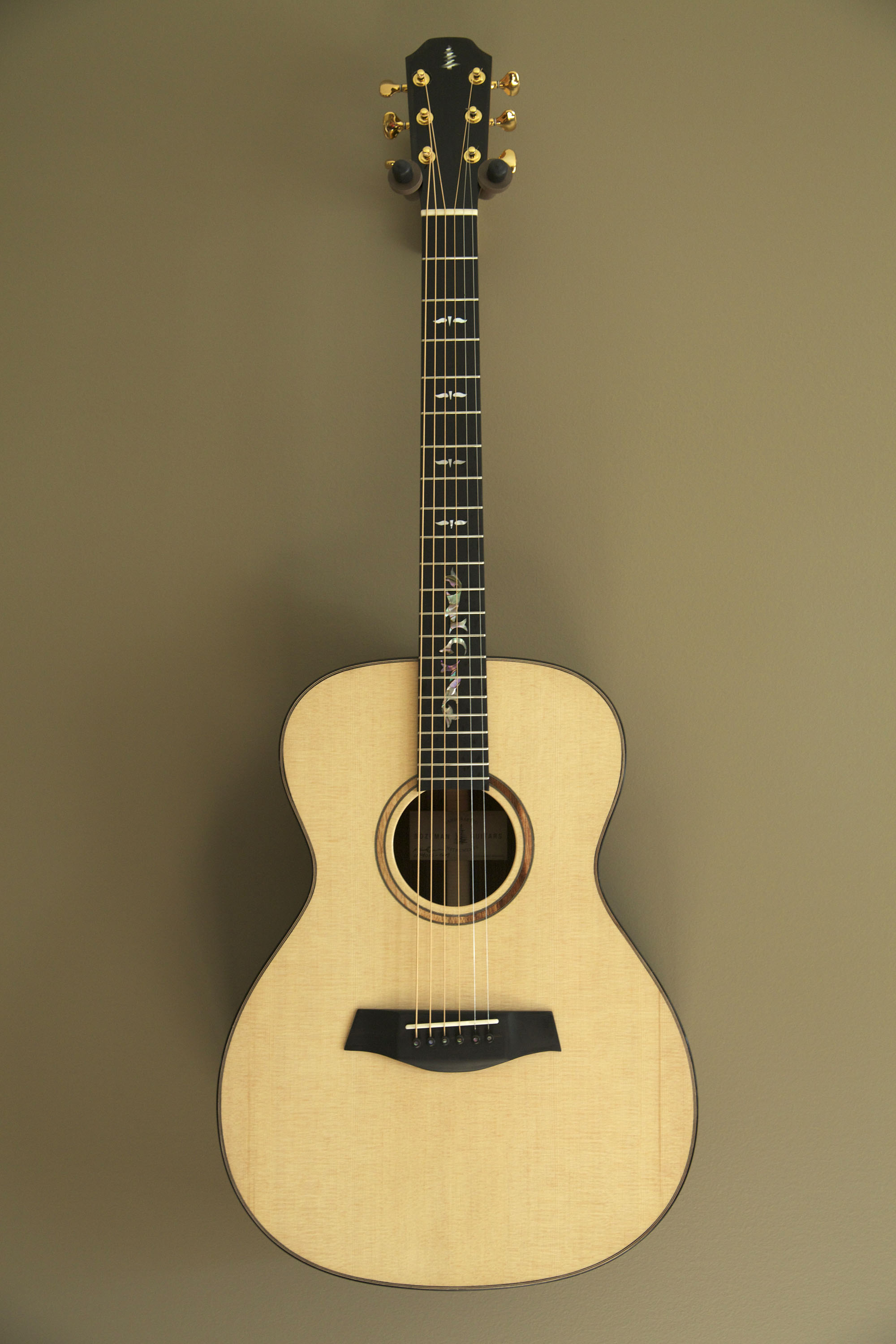 Custom MB-2 (OM Body Style) SOLD Indian Rosewood back & sides AAA Sitka Spruce top Ebony binding Adirondack Spruce bracing Mahogany neck Ebony fretboard Bone nut & saddle Hawaiian Koa rosette Custom inlay 25.4" scale Gotoh® 510 tuners LR Baggs iBEAM pickup Lacquer finish