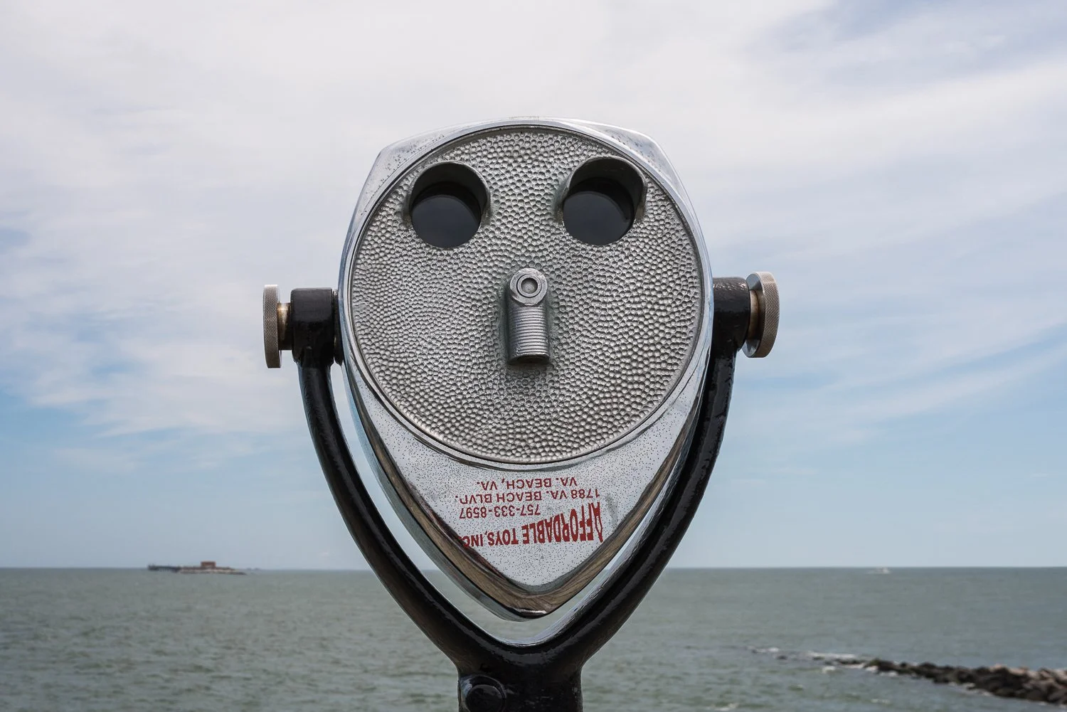 Binoculars-9.jpg