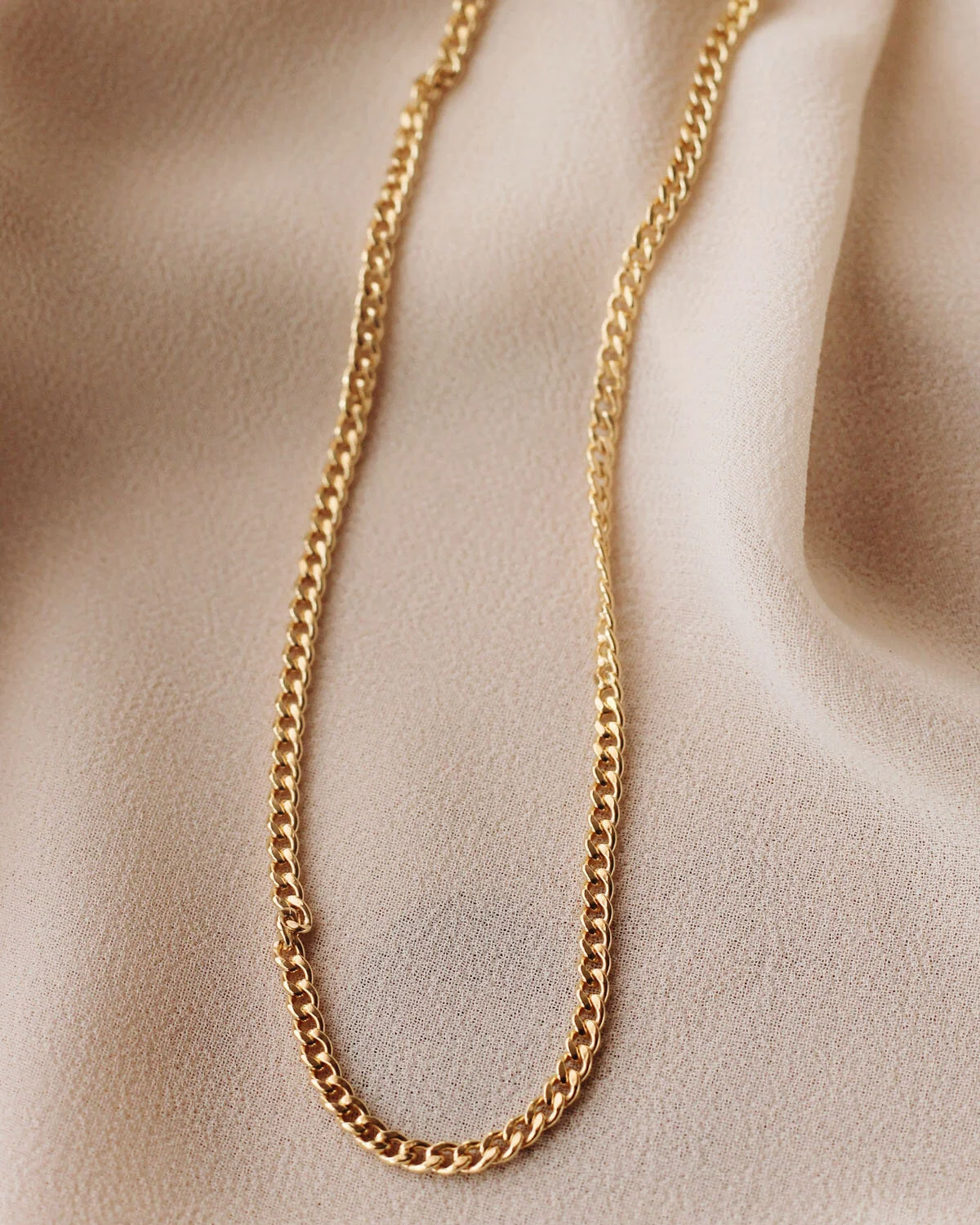 N1205 - Gold Filled - 2.9mm Curb — Priscilla Ma