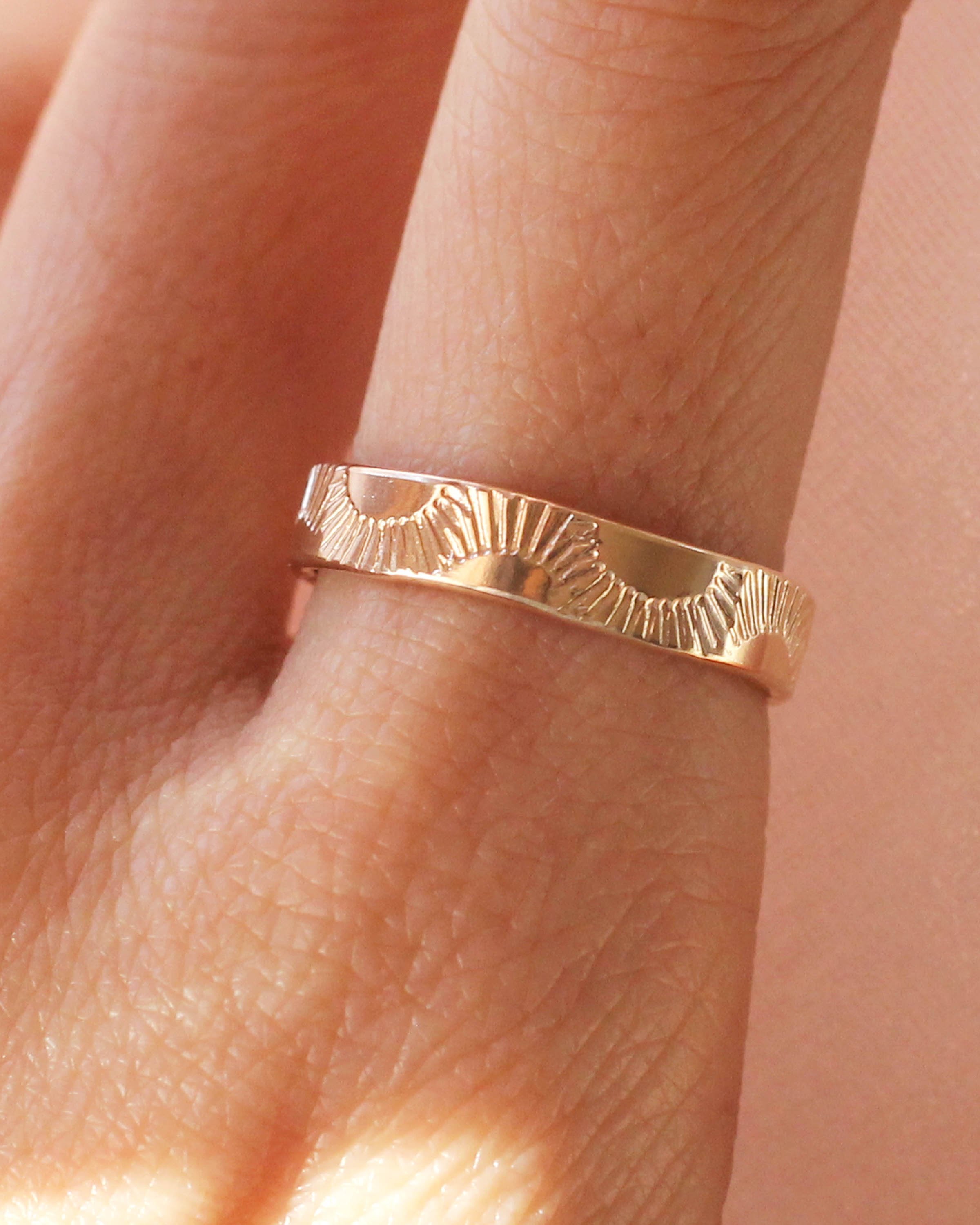 R1361Gold.jpg