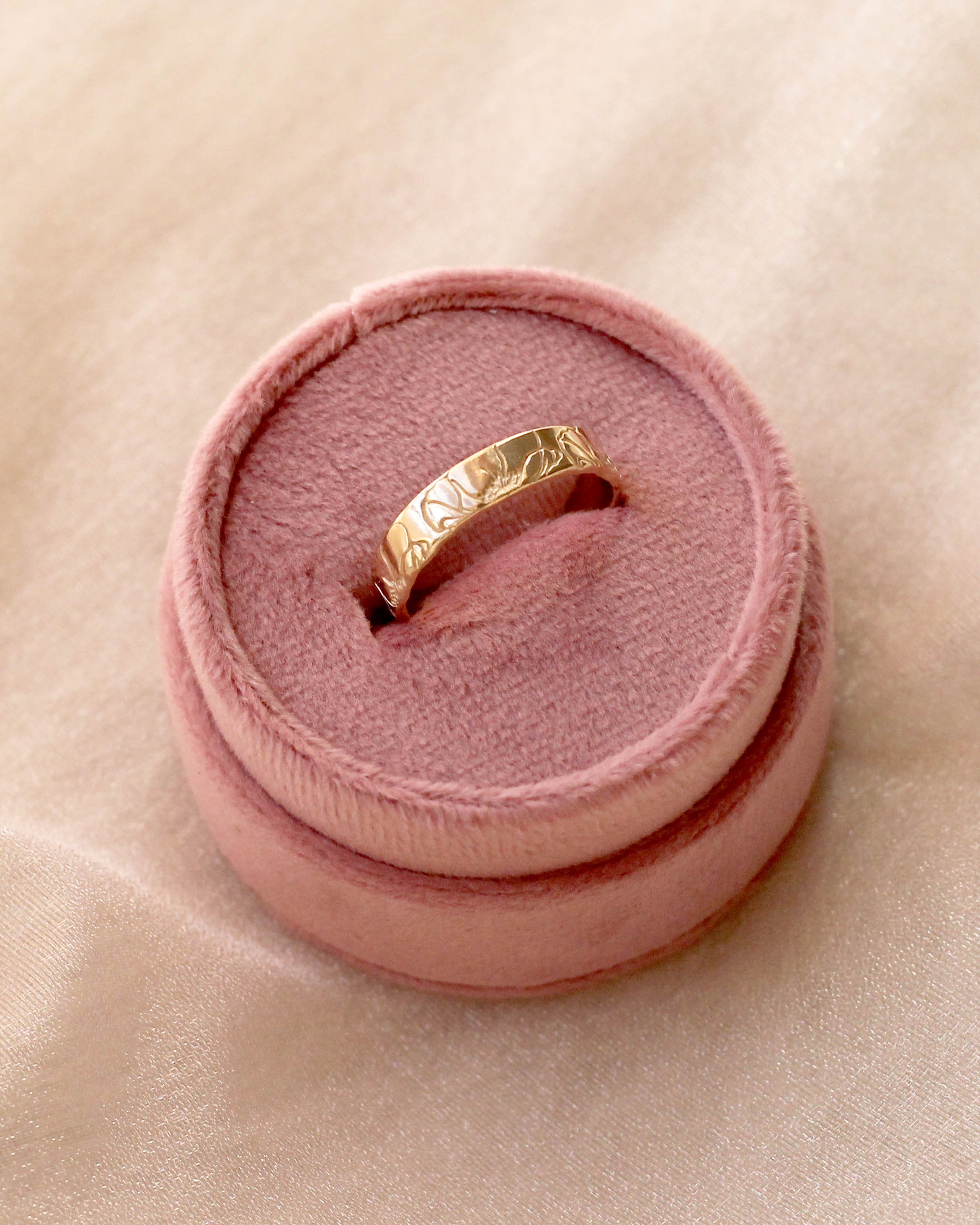R1323SolidGold.jpg