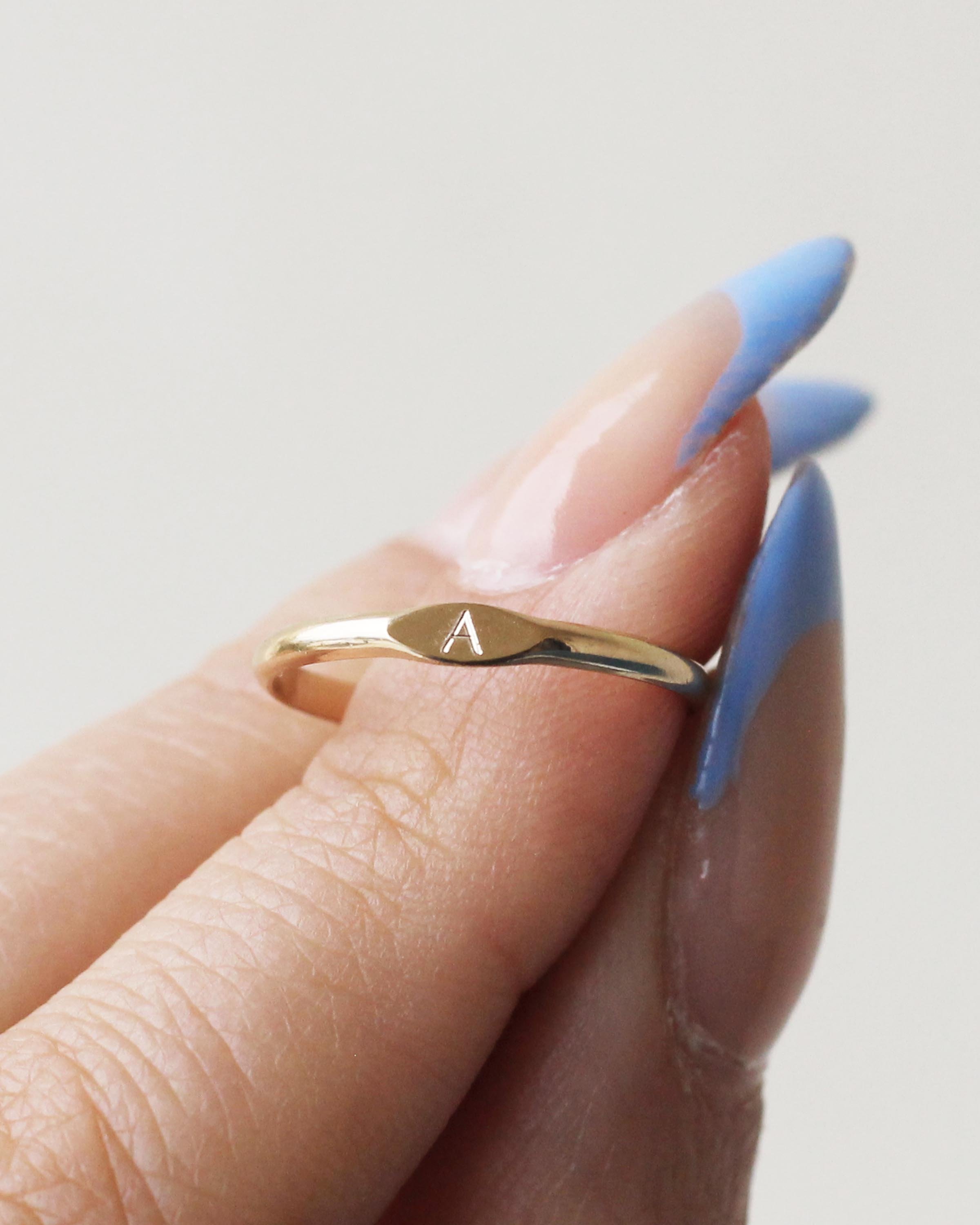 Tiny Signet.jpg