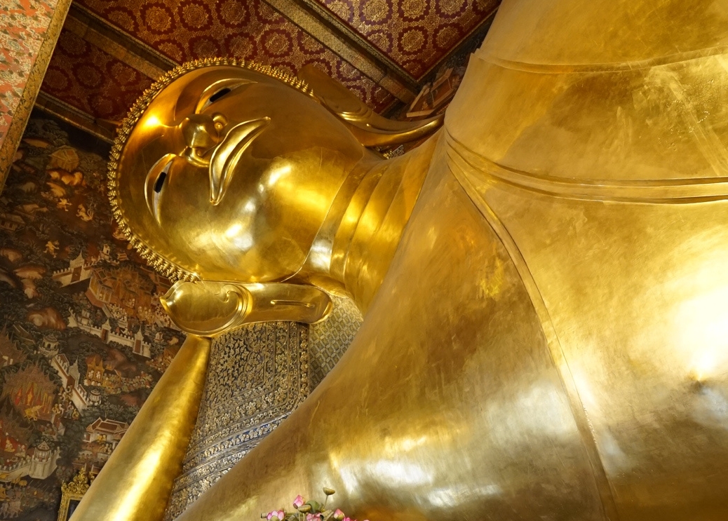 Reclining Buddha at Way Pho